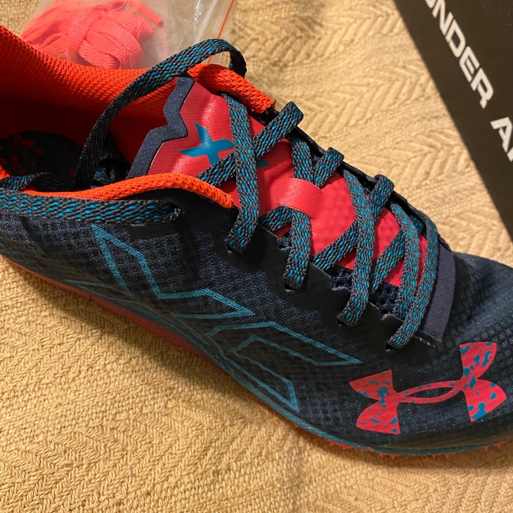 Under Armour Women’s Cross Country Tennis Shoes - Picture 7 of 9